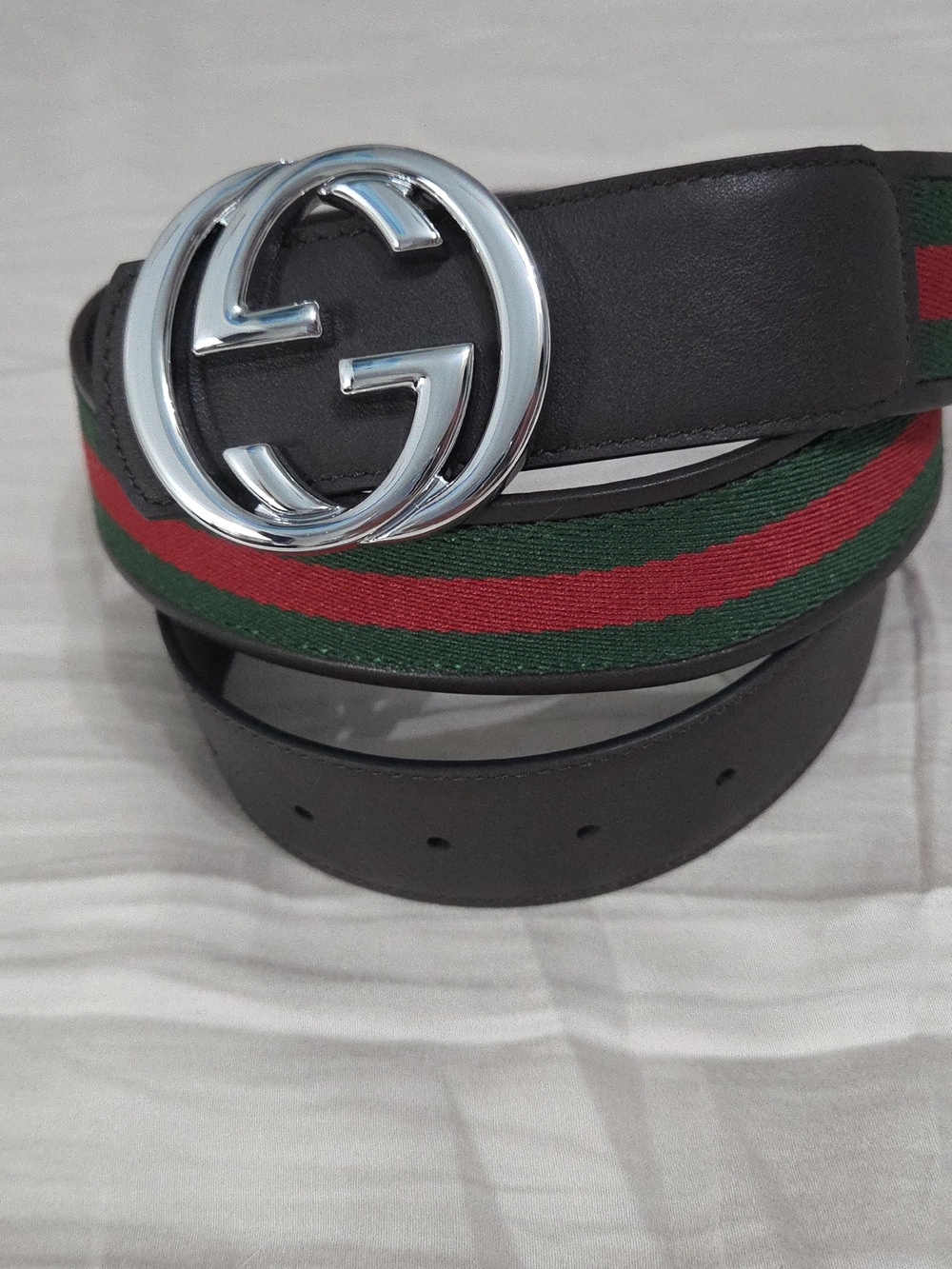 Gucci Green Red Reversible Belt with Silver Double G Buckle - Picture 3 of 16